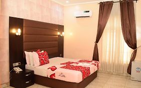 Bana Hotel & Suites