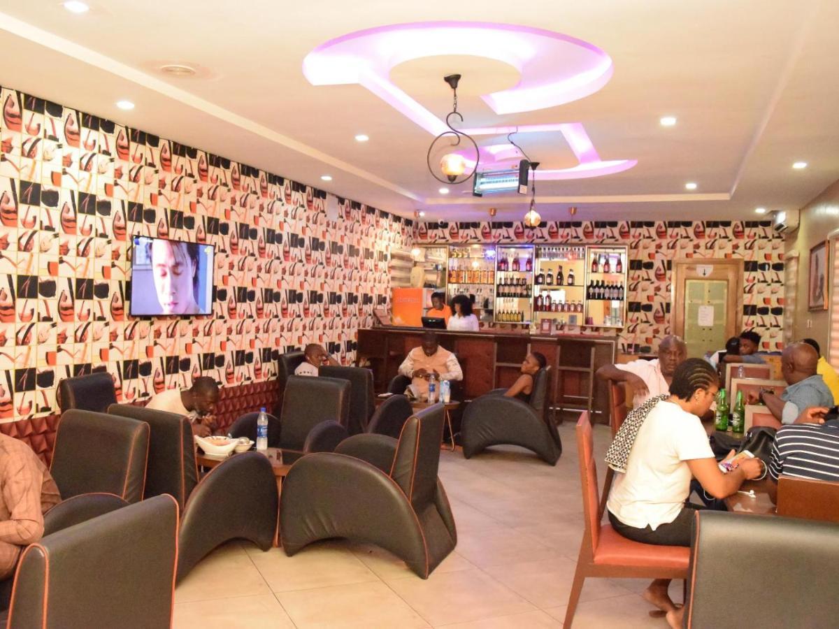 Bana Hotel & Suites Lagos Exterior photo