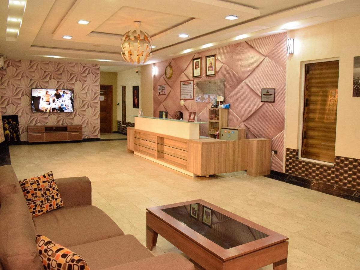 Bana Hotel & Suites Lagos Exterior photo
