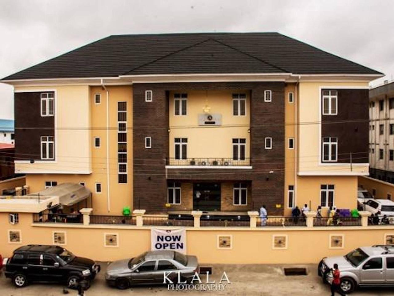 Bana Hotel & Suites Lagos Exterior photo